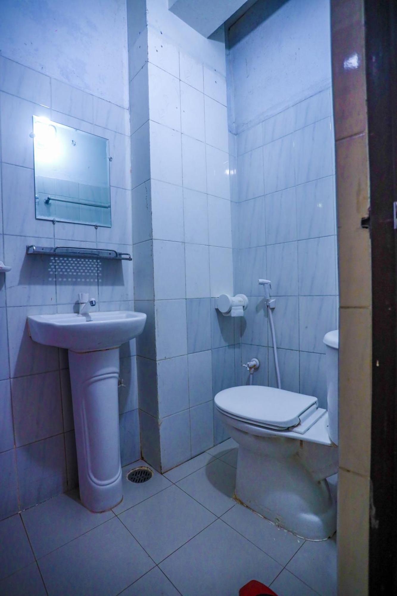 Hotel Victoria Inn Дакка Екстер'єр фото